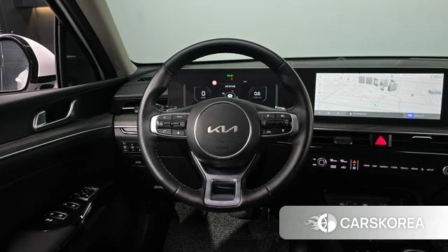 Kia The New K5 3rd generation 2024 Белый из Кореи, фото 3