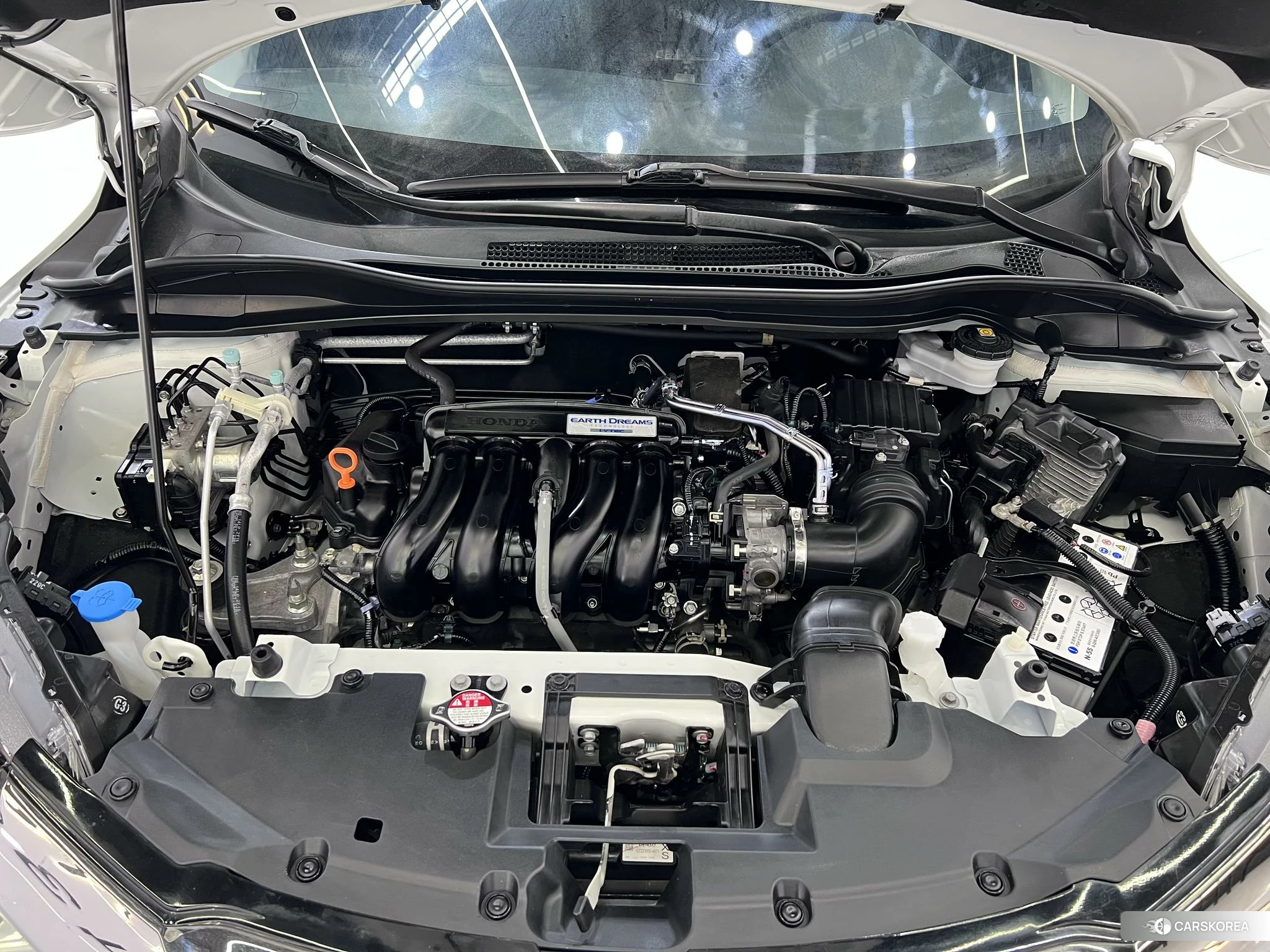Honda Vezel 2021 Белый из Китая, фото 3