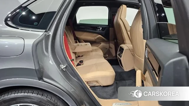 Porsche Cayenne (PO536) 2021 Серый из Кореи, фото 3