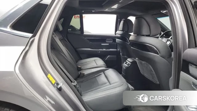 Genesis G90 (RS4) 2022 Серебристо-серый из Кореи, фото 3