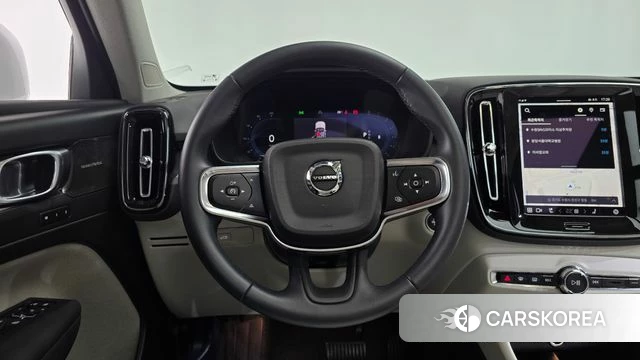 Volvo XC40 2025 Белый из Кореи, фото 3