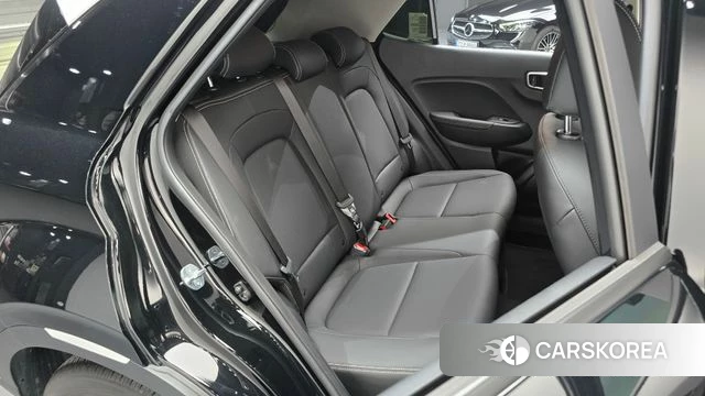 Hyundai Venue 2023 Черный из Кореи, фото 3