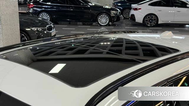 BMW 3 Series (G20) 2025 Белый из Кореи, фото 3