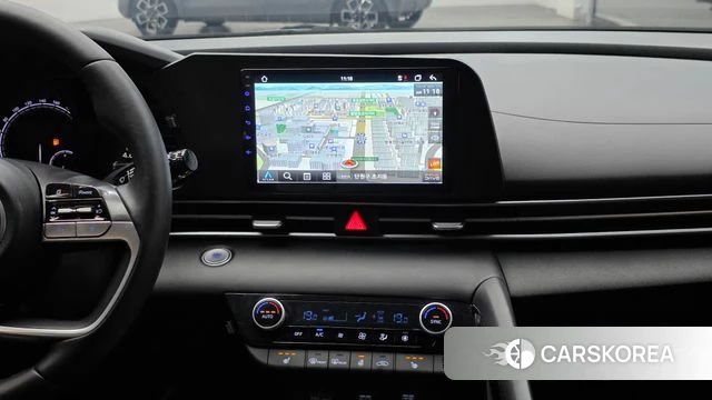Hyundai Avante Hybrid (CN7) 2023 Белый из Кореи, фото 3