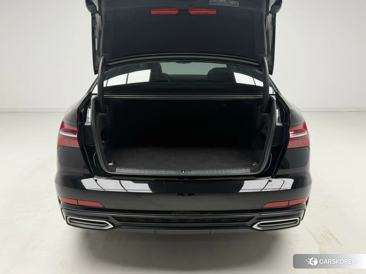 Audi A6L 2020 Черный из Китая, фото 3