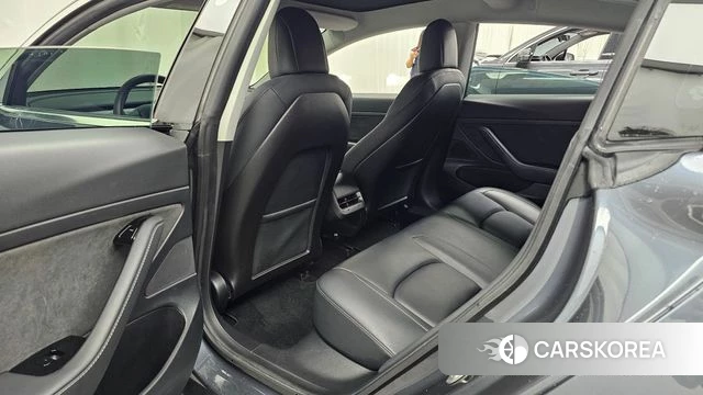 Tesla Model 3 2020 Серый из Кореи, фото 3