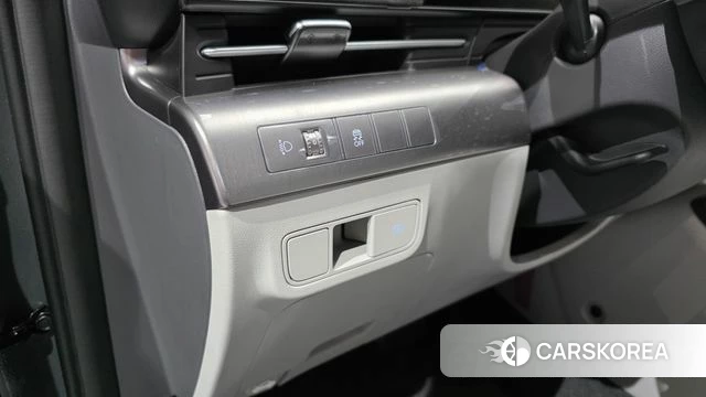 Hyundai Kona (SX2) 2026 Серебристо-серый из Кореи, фото 3