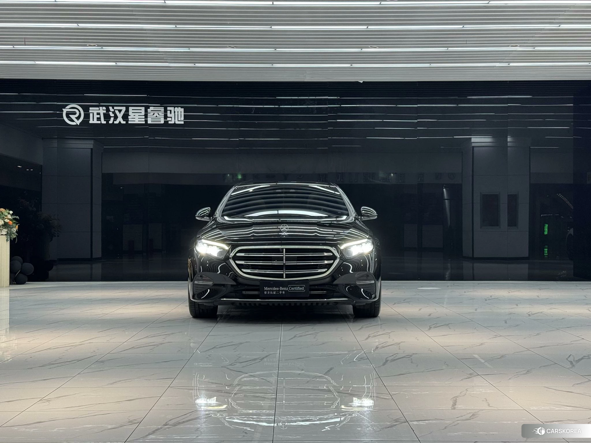 Mercedes-Benz E-Class 2023 Черный из Китая, фото 3