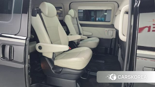 Hyundai The New Grand Starex 2019 Черный из Кореи, фото 3