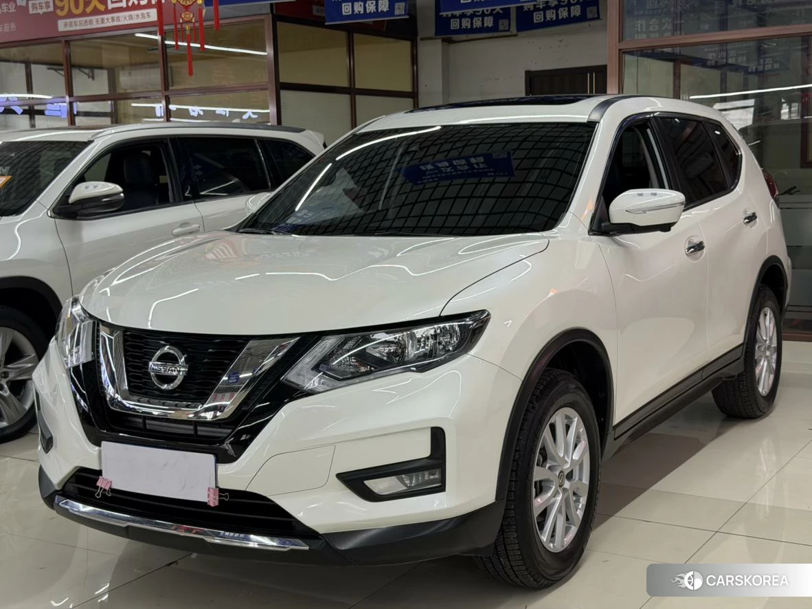 Nissan X-Trail 2021 Белый из Китая, фото 3