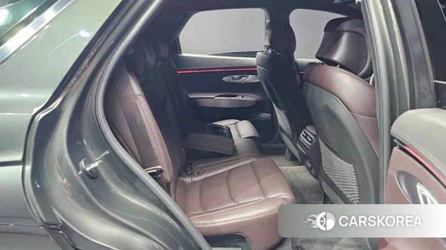 Genesis GV70 2024 Серый из Кореи, фото 3