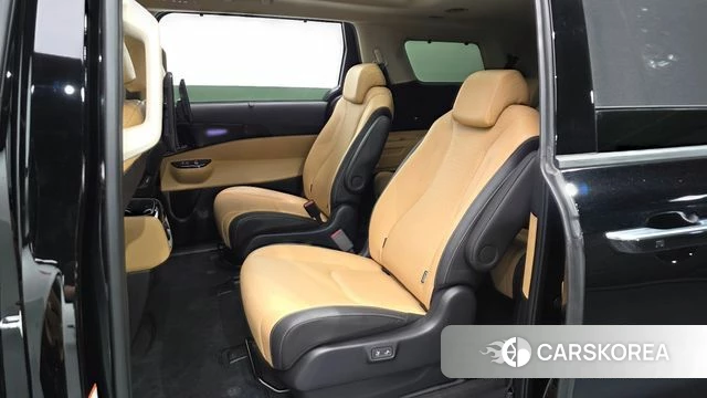 Kia Carnival 4th generation 2023 Черный из Кореи, фото 3