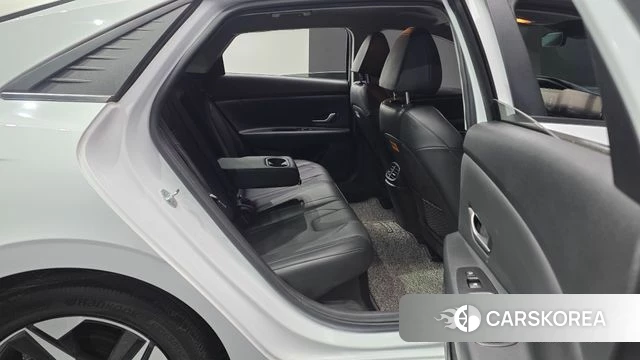Hyundai Avante Hybrid (CN7) 2021 Белый из Кореи, фото 3