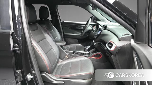 Chevrolet (GM Daewoo) Trailblazer 2022 Черный из Кореи, фото 3