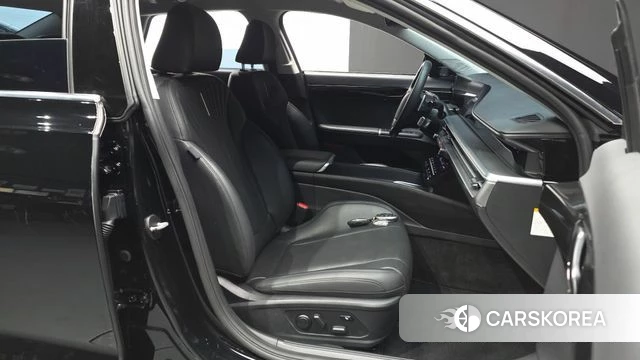 Hyundai Grandeur Hybrid (GN7) 2023 Черный из Кореи, фото 3