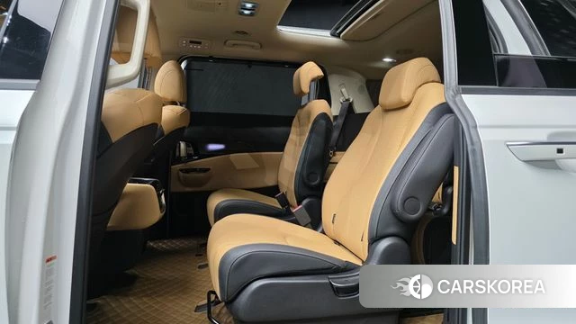 Kia Carnival 4th generation 2023 Белый из Кореи, фото 3
