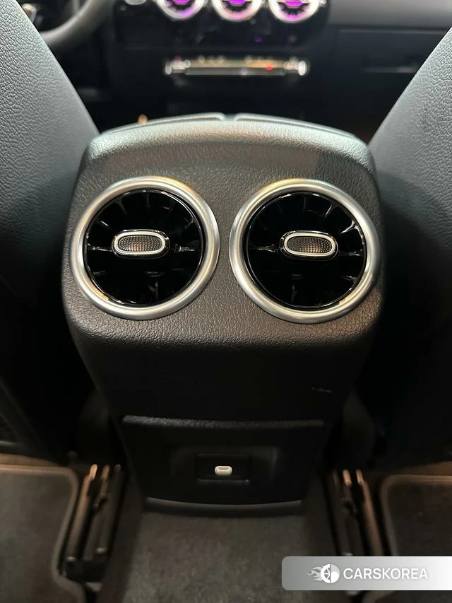 Mercedes-Benz A-Class 2024 Белый из Китая, фото 3