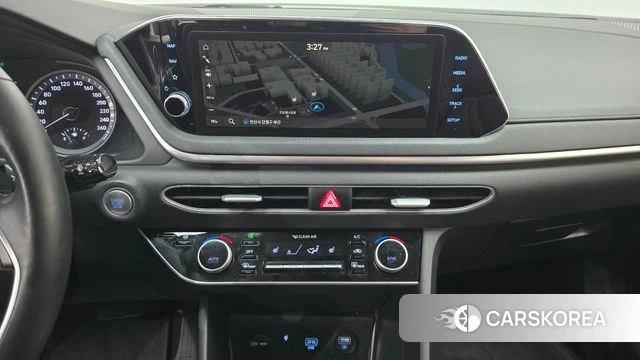 Hyundai Sonata (DN8) 2021 Серебряный из Кореи, фото 3