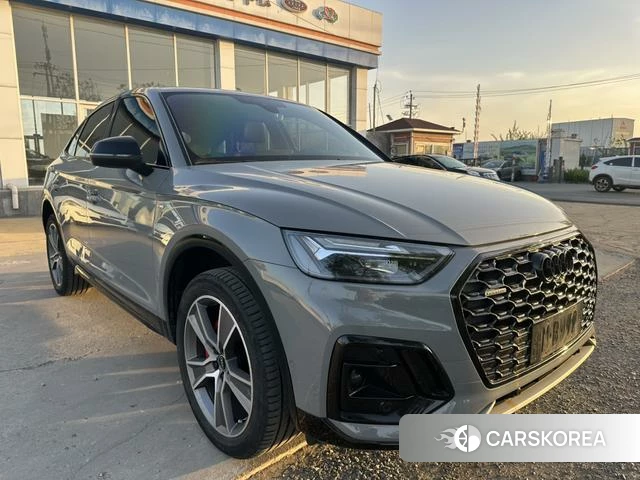 Audi Q5L 2023 Темно-серый из Китая, фото 3