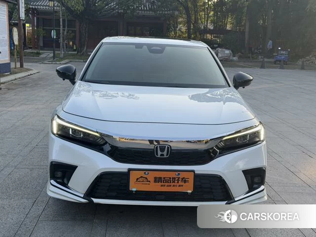 Honda Civic 2023 Белый из Китая, фото 3
