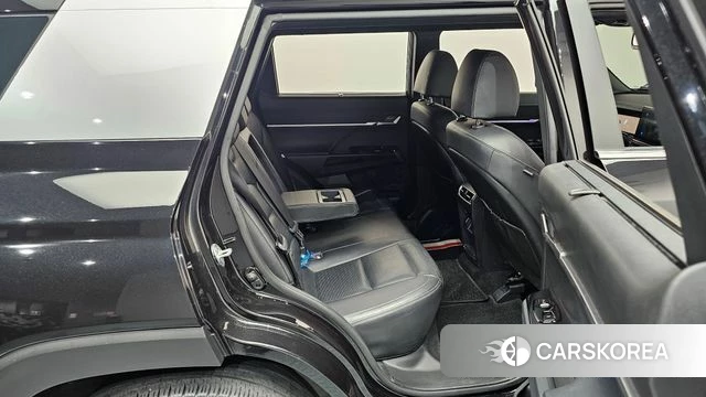 Ssangyong Torres 2022 Черный из Кореи, фото 3