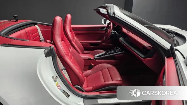 Porsche 911(992) 2020 Белый из Кореи, фото 3