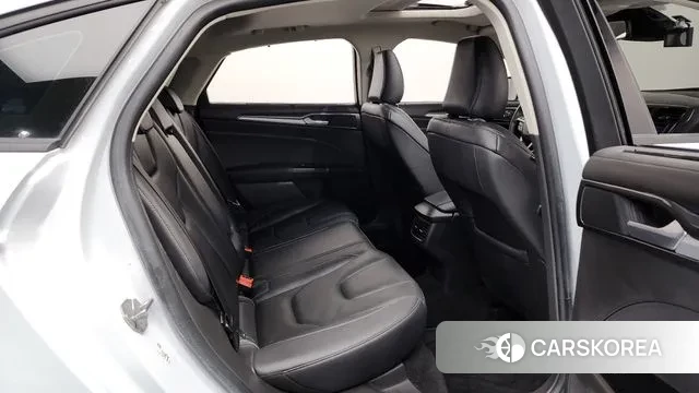 Ford Mondeo 4th Generation 2020 Белый из Кореи, фото 3