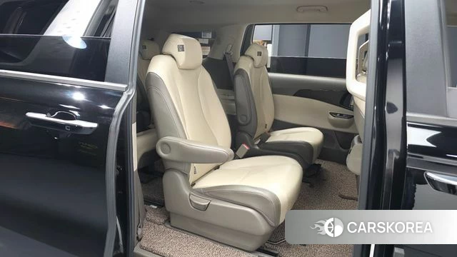 Kia Carnival 4th generation 2021 Черный из Кореи, фото 3