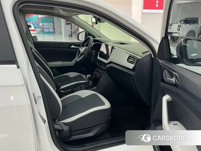 Volkswagen Tharu 2026 Белый из Китая, фото 3