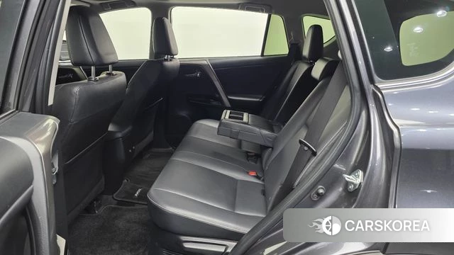 Toyota RAV4 2018 Серый из Кореи, фото 3