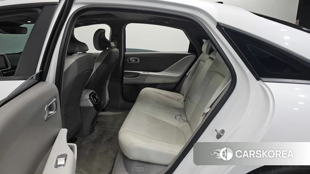 Hyundai Ionic 6 2022 Белый из Кореи, фото 3