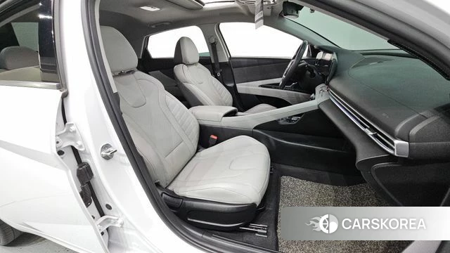 Hyundai Avante (CN7) 2021 Белый из Кореи, фото 3