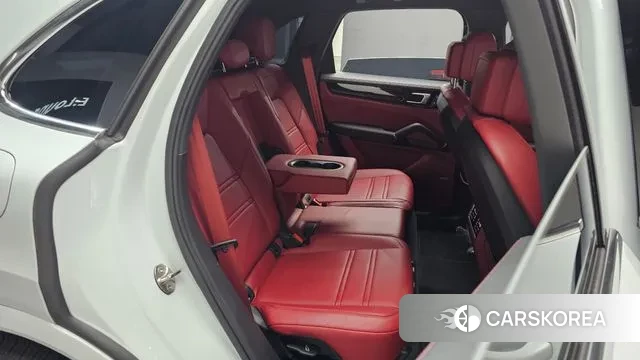 Porsche Cayenne (PO536) 2023 Белый из Кореи, фото 3