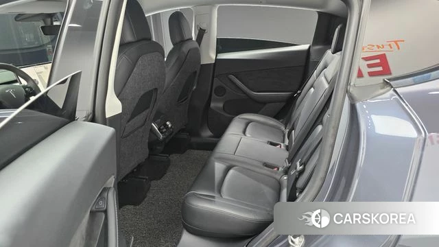 Tesla Model Y 2021 Серый из Кореи, фото 3