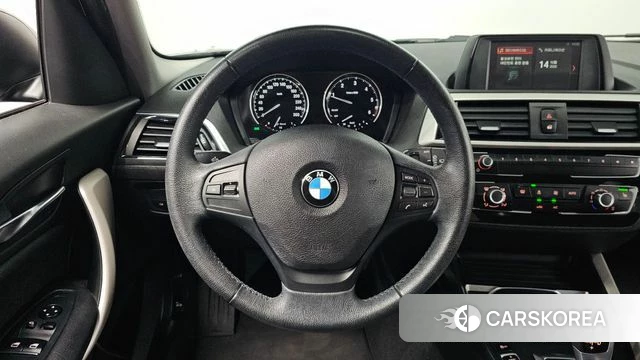 BMW 1 Series (F20) 2018 Черный из Кореи, фото 3