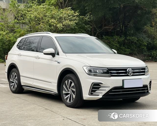 Volkswagen Tiguan L 2021 Белый из Китая, фото 3
