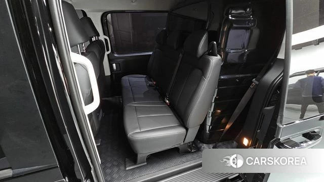 Hyundai Staria 2025 Черный из Кореи, фото 3