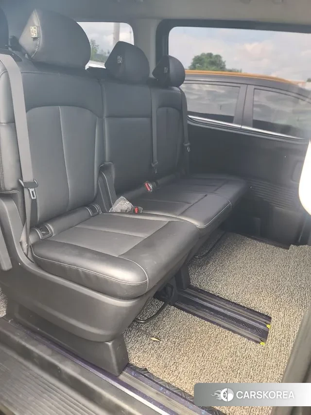 Hyundai Staria 2021 Черный из Кореи, фото 3