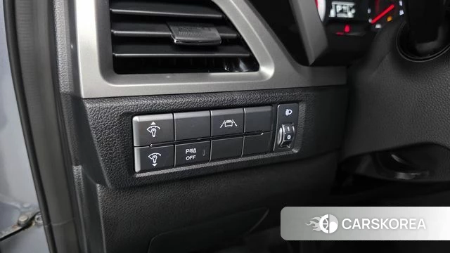 Ssangyong Beautiful Korando 2023 Серый из Кореи, фото 3