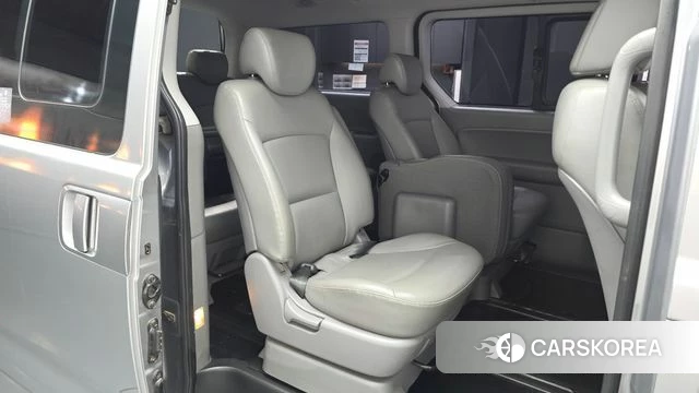 Hyundai The New Grand Starex 2018 Серебряный из Кореи, фото 3