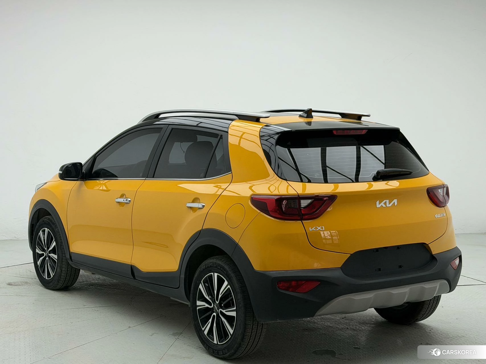 Kia KX1 2021 Желтый из Китая, фото 3