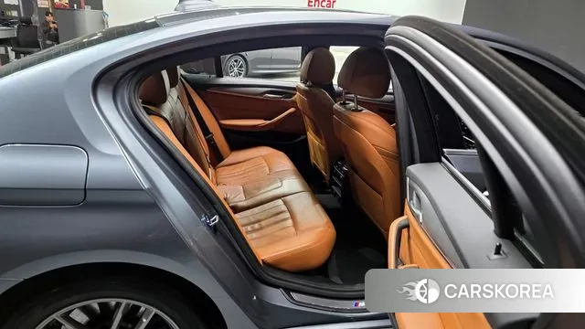 BMW 5 Series (G30) 2018 Серый из Кореи, фото 3