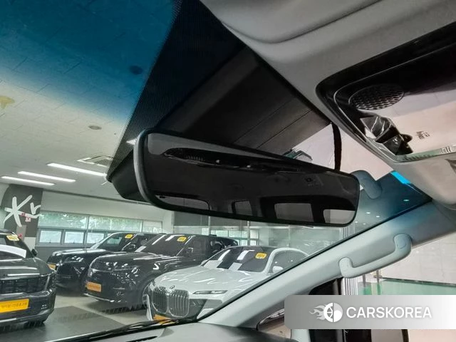 Hyundai Staria 2023 Белый из Кореи, фото 3