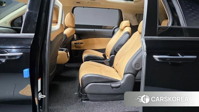 Kia Carnival 4th generation 2023 Черный из Кореи, фото 3