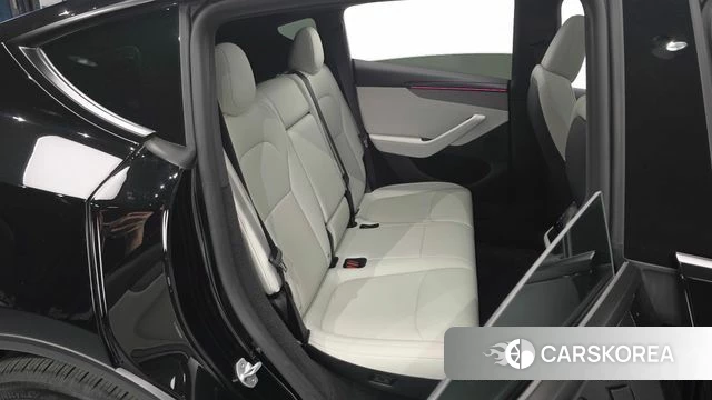 Tesla Model Y 2026 Черный из Кореи, фото 3