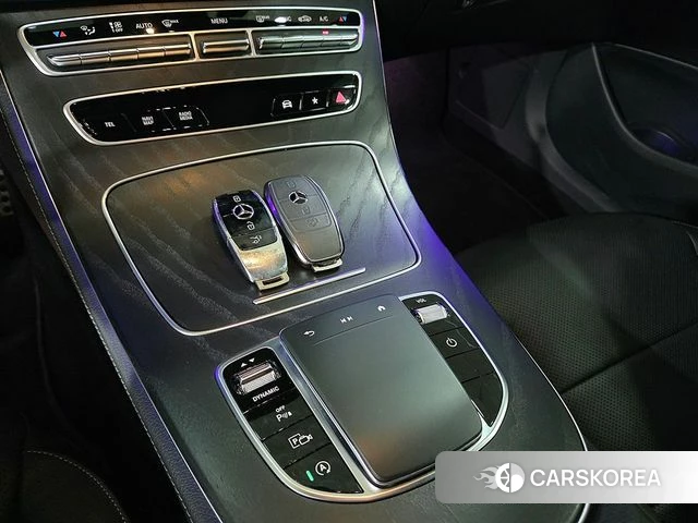Mercedes-Benz E-Class W213 2023 Черный из Кореи, фото 3