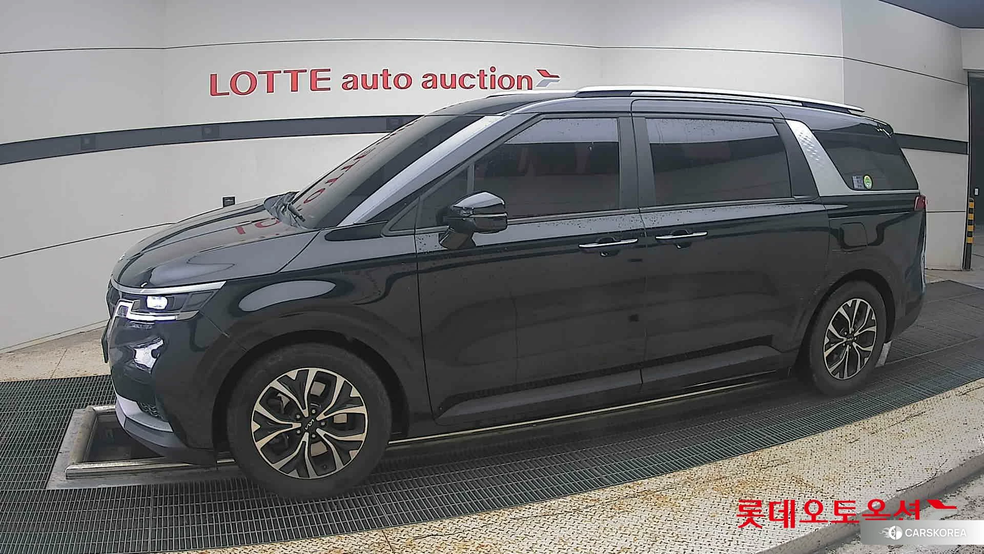 Kia Carnival 2022 Aurora Black Pearl из Кореи, фото 3