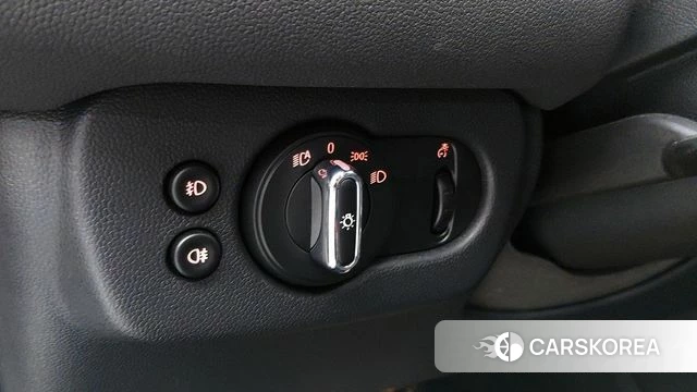 Mini Cooper Clubman 2020 Красный из Кореи, фото 3