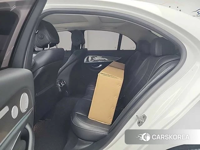 Mercedes-Benz E-Class W213 2020 Белый из Кореи, фото 3