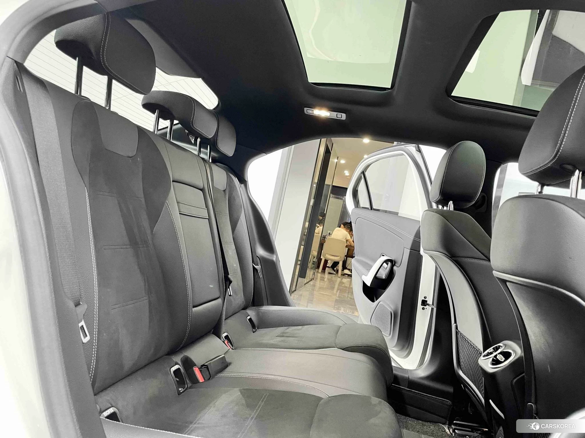 Mercedes-Benz A-Class 2021 Белый из Китая, фото 3